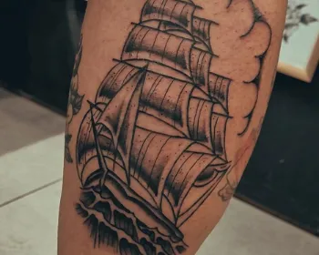 Salon de tatouage, tatoueur à Bordeaux - Shop St Michel (33).