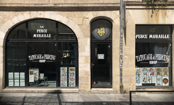 Salon de tatouage, tatoueur à Bordeaux - Shop St Michel (33) | Le Perce Muraille.