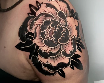 Tatoueur Bordeaux Saint-Michel Le Perce Muraille.